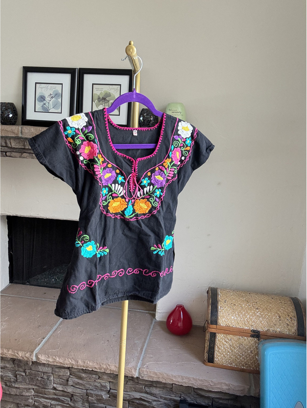 Unbranded Black embroidered Mexican festival top Size Small